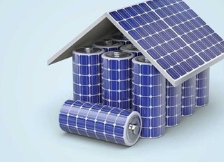 Σκρέκας: Φωτοβολταϊκά για τη βιομηχανία με μπαταρία