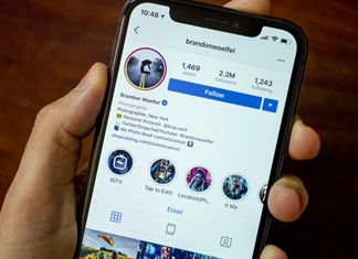 Κατέρρευσε «πυραμίδα» που πουλούσε likes στην Ελλάδα Κατέρρευσε «πυραμίδα» που πουλούσε likes στην Ελλάδα