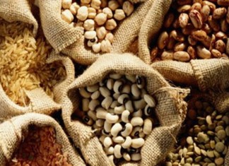 Η μείωση των τιμών έπληξε την αγορά των θεσσαλικών οσπρίων Η μείωση των τιμών έπληξε την αγορά των θεσσαλικών οσπρίων