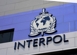 Στο Ρίμινι έβγαλαν 400.000 από τον ...Απόλλωνα Λάρισας Στο Ρίμινι έβγαλαν 400.000 από τον ...Απόλλωνα Λάρισας