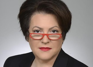 Ελένη Κολιοπούλου : "Τεράστιες οι δυνατότητες της Θεσσαλικής βιομηχανίας" Ελένη Κολιοπούλου : "Τεράστιες οι δυνατότητες της Θεσσαλικής βιομηχανίας"