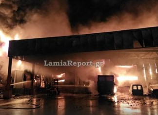 Καταστράφηκε ολοσχερώς το εργοστάσιο του Γιαννίτση Καταστράφηκε ολοσχερώς το εργοστάσιο του Γιαννίτση