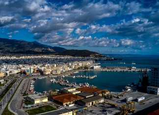 Η κυβέρνηση ακύρωσε τον διαγωνισμό για το λιμάνι του Βόλου Η κυβέρνηση ακύρωσε τον διαγωνισμό για το λιμάνι του Βόλου