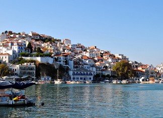 Σκόπελος: Επεισόδιο με ψαρά και ελεγκτές της ΑΑΔΕ  Σκόπελος: Επεισόδιο με ψαρά και ελεγκτές της ΑΑΔΕ