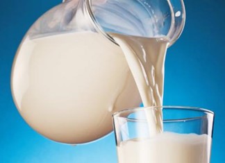 Η έλλειψη στην Ευρώπη φέρνει νέα άνοδο στην τιμή του γάλακτος