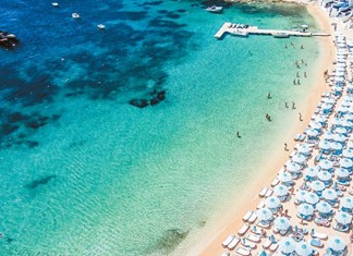 Ζητούν 80 εκ. για την πώληση του Nammos Ζητούν 80 εκ. για την πώληση του Nammos