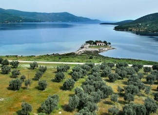 Τουρισμό και βιομηχανίες θέλει ο Αλμυρός Τουρισμό και βιομηχανίες θέλει ο Αλμυρός