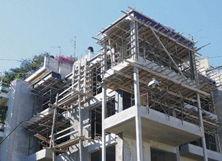 Σαράντα πολυκατοικίες ανεγείρονται στη Λάρισα Σαράντα πολυκατοικίες ανεγείρονται στη Λάρισα