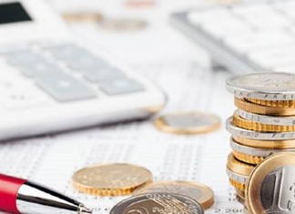 Οι τράπεζες μειώνουν τις δόσεις για στεγαστικά - καταναλωτικά Οι τράπεζες μειώνουν τις δόσεις για στεγαστικά - καταναλωτικά