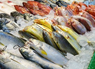 Νταβέλης και στα ψάρια Νταβέλης και στα ψάρια