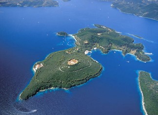 Χτίζει 22 βίλες στον Σκορπιό για ενοικίαση ο Ριμπολόφλεβ Χτίζει 22 βίλες στον Σκορπιό για ενοικίαση ο Ριμπολόφλεβ