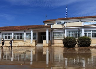 Ο ΣΕΒ θα αποκαταστήσει 27 σχολεία στη Θεσσαλία Ο ΣΕΒ θα αποκαταστήσει 27 σχολεία στη Θεσσαλία