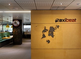 Ο Γερμανικός όμιλος Daimler αγόρασε το Taxibeat Ο Γερμανικός όμιλος Daimler αγόρασε το Taxibeat