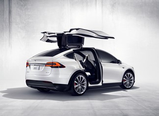 «Βουτιά» πωλήσεων για την Tesla σε όλη την Ευρώπη «Βουτιά» πωλήσεων για την Tesla σε όλη την Ευρώπη