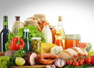 Στουρνάρας: Γιατί ο κλάδος τροφίμων και ποτών χάνει έδαφος Στουρνάρας: Γιατί ο κλάδος τροφίμων και ποτών χάνει έδαφος