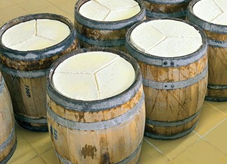 Η φέτα ροκανίζει πολιτικές καριέρες... Η φέτα ροκανίζει πολιτικές καριέρες...