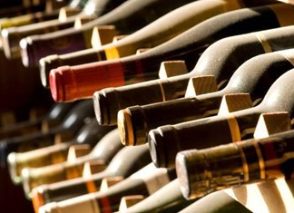 ΣΘΕΒ:  Άμεση κατάργηση του ειδικού φόρου κατανάλωσης στο κρασί 