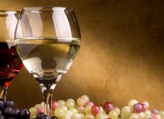 Συνέδριο στον Βόλο για το κρασί με ομιλητές Ιταλούς και Έλληνες ειδικούς Συνέδριο στον Βόλο για το κρασί με ομιλητές Ιταλούς και Έλληνες ειδικούς