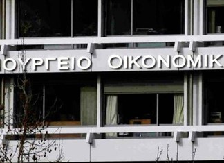 Αγώνας δρόμου για να μην χαθούν πόροι του Ταμείου Ανάκαμψης