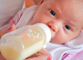 Τάισμα με ασφάλεια και άνεση Τάισμα με ασφάλεια και άνεση