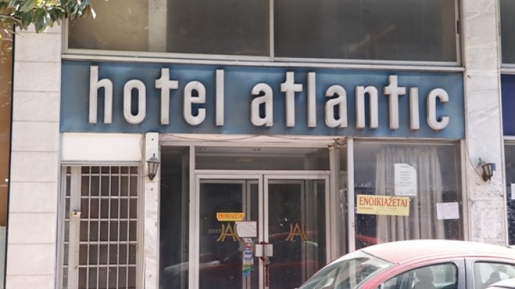 Όχι σε πρόσφυγες από δύο ξενοδοχεία στο κέντρο της Λάρισας