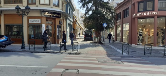 Βόλος: Απαισιόδοξοι για την αγορά οι έμποροι της πόλης
