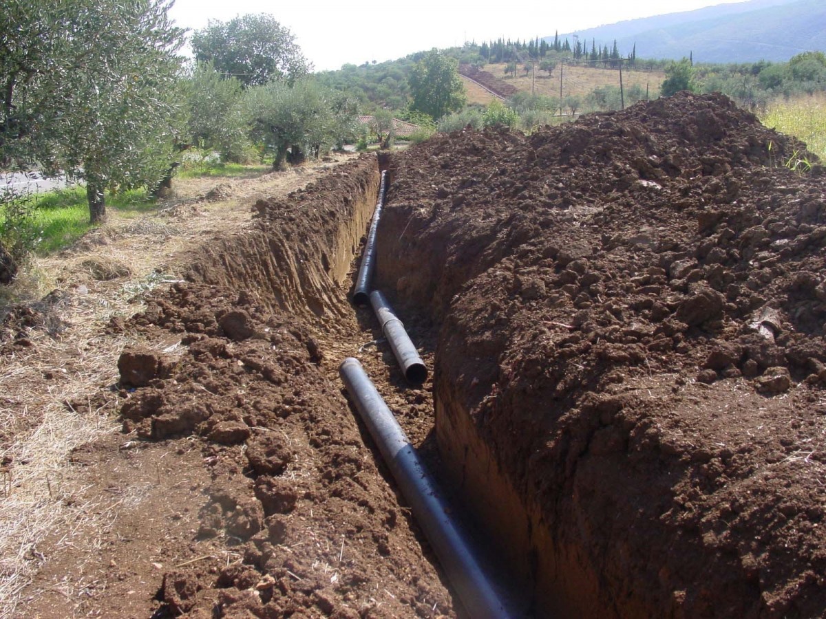 Εικονικά τιμολόγια από τρεις κατασκευαστικές