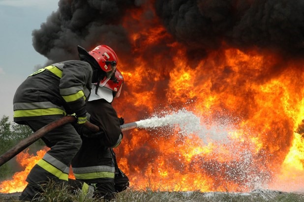 Πυρκαγιά σε μονάδα της Alfa Wood στη Λάρισα