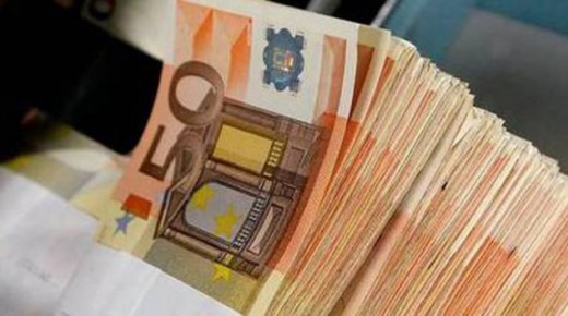 Λαρισαίος χρηματιστής "δάγκωσε" 187.000 ευρώ από Καρδιτσιώτη δικηγόρο