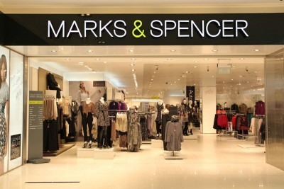 Λουκέτο σε 24 μαγαζιά από την Marks & Spencer