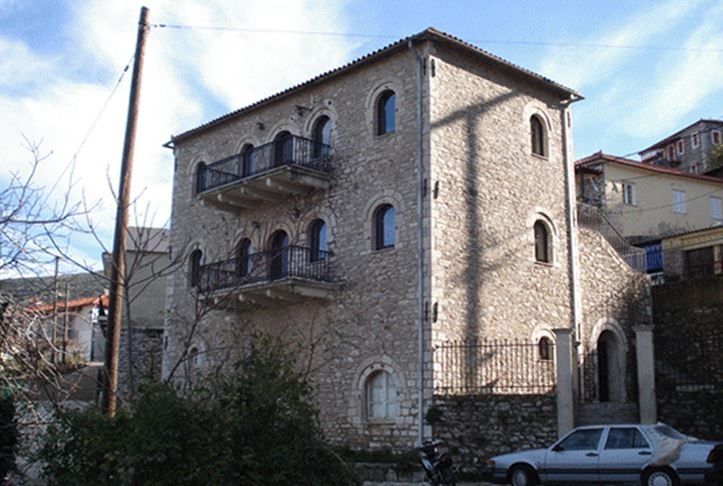 Όλα τα ακίνητα του Δημοσίου περνούν πλέον στο υπερταμείο