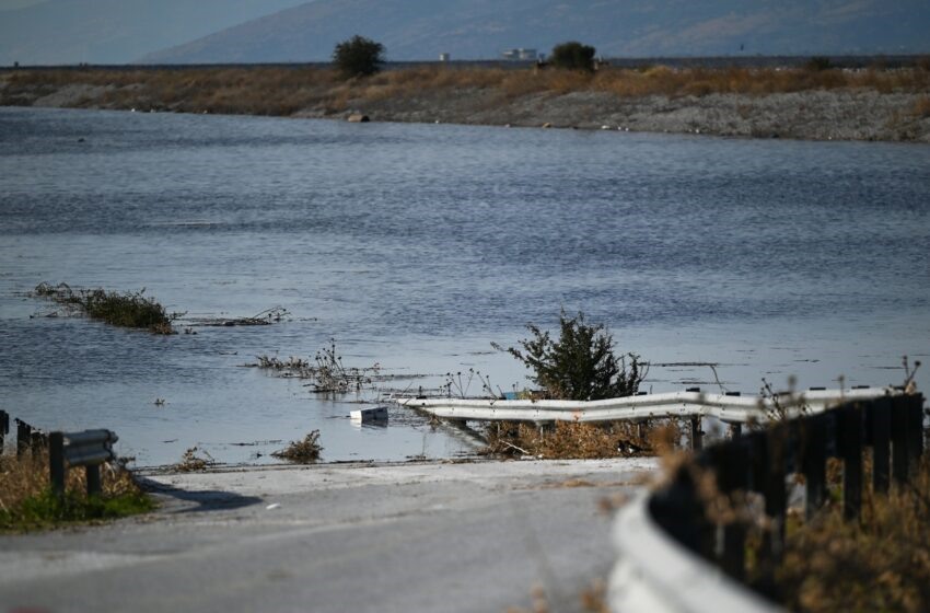 Η Κάρλα ξεπέρασε την λίμνη Τριχωνίδα