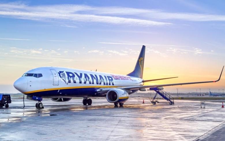 Οι ακυρώσεις της Ryanair απογειώνουν τις τιμές