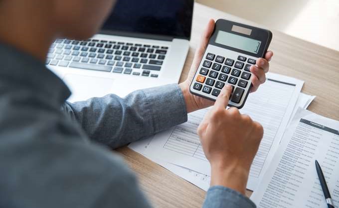 Νέες διαπραγματεύσεις για τις 120 δόσεις στους ελεύθερους επαγγελματίες