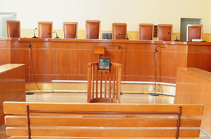 Κάθειρξη 8 ετών σε πρώην διευθύντρια της Attica Bank στη Λάρισα