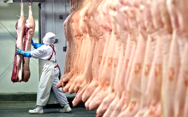Ε.Ε: Αναστολή εισαγωγών κρέατος από Βραζιλία, μετά το διατροφικό σκάνδαλο