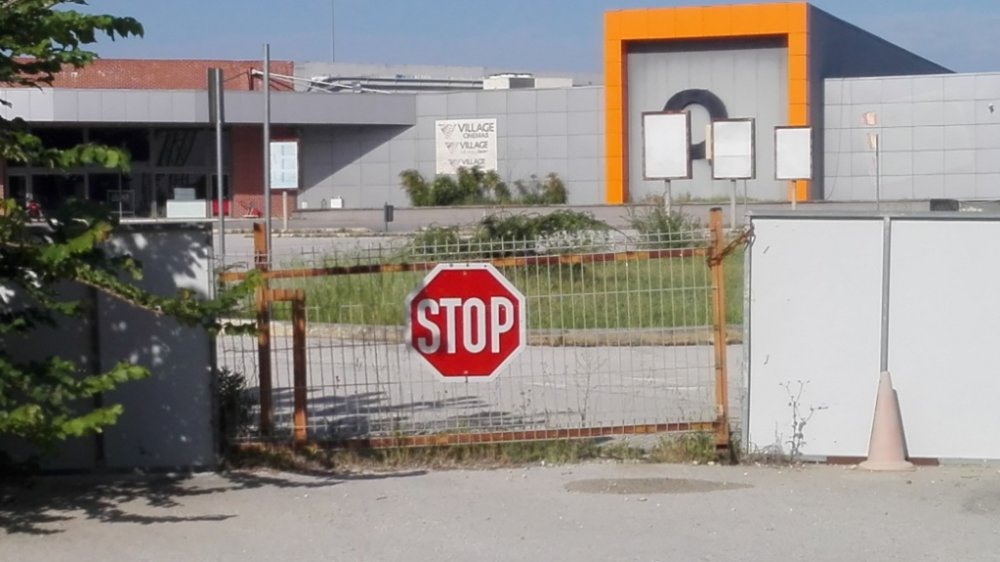 Olympia Mall: Δύσκολη η πώληση αλλά και η κατεδάφιση