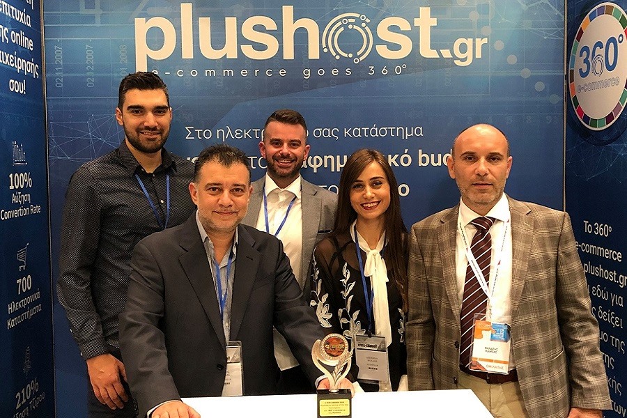 Στη θεσσαλική Plushost.gr το βραβείο «e-commerce service of the year»