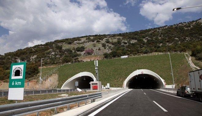 Οι σήραγγες προσελκύουν επισκέπτες - 30% πάνω η διέλευση στα Τέμπη