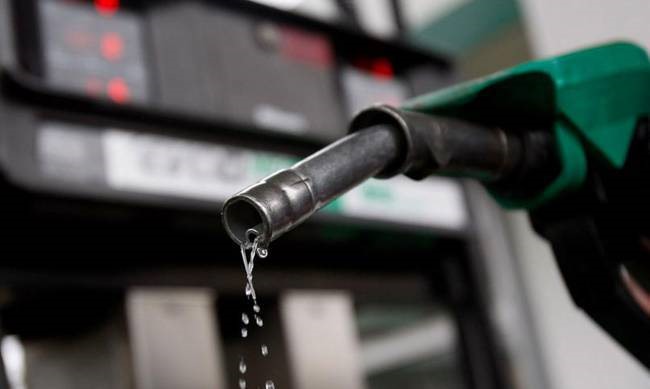 Στα ύψη η τιμή της βενζίνης στην Ελλάδα