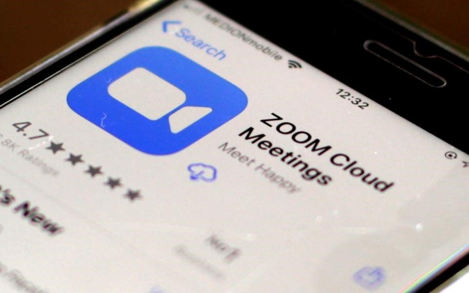 Zoom : Ο συνωστισμός στην πλατφόρμα έφερε προβλήματα
