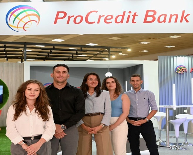 Πλήθος επισκεπτών στο περίπτερο της ProCredit Bank στην 88η ΔΕΘ